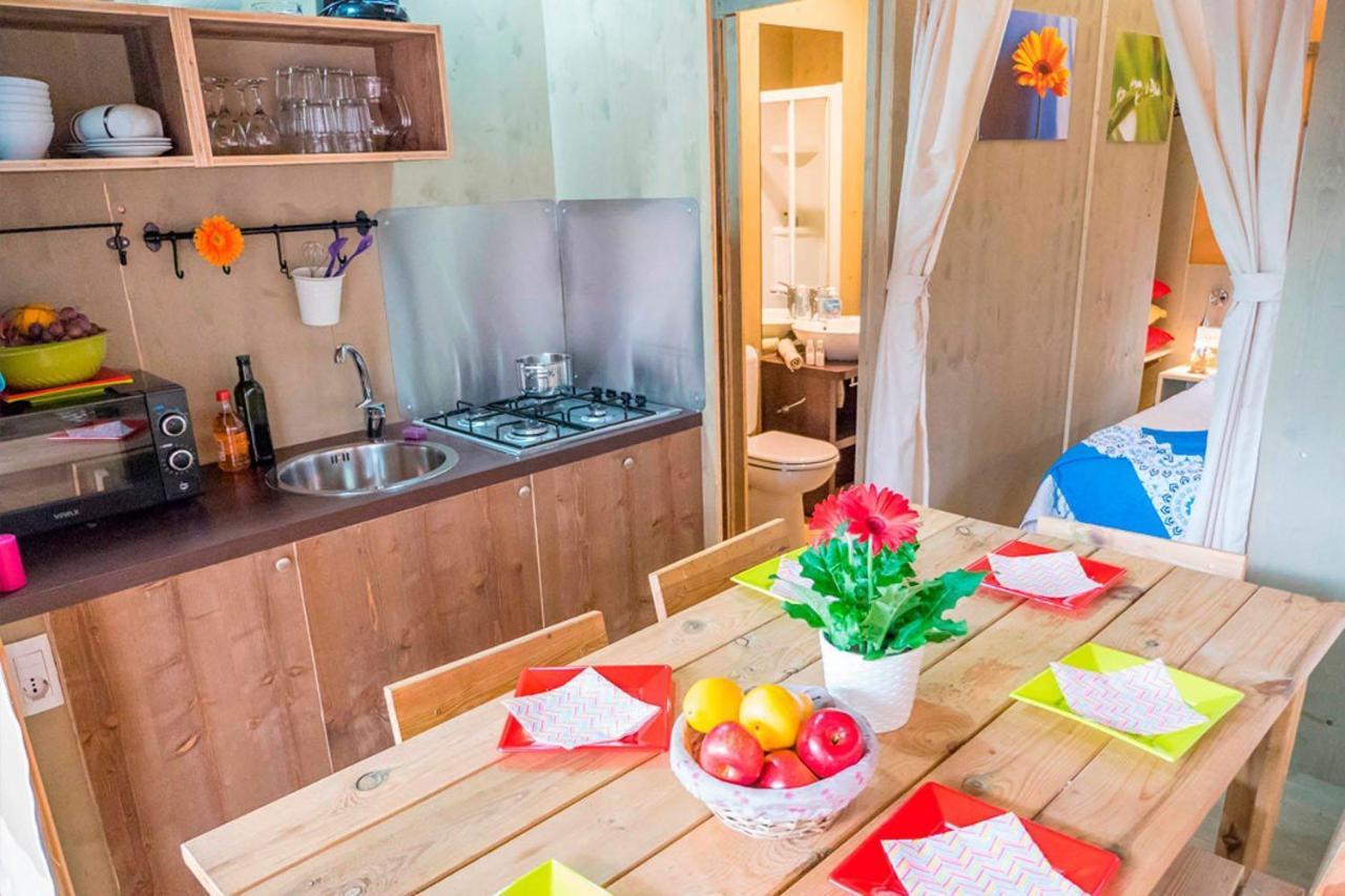 Vacanceselect Premium Lodge Polari Rovinj Exterior foto